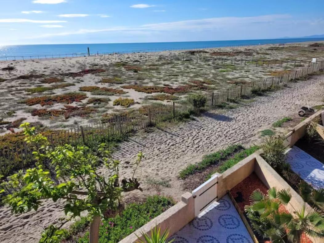 Villa Face A La Mer Sur Le Sable 8 Clim A L'Etage Le Barcares Bagian luar foto